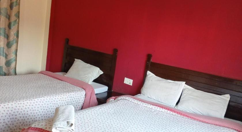 Hotel Holidays Inn — Chitwan (3)