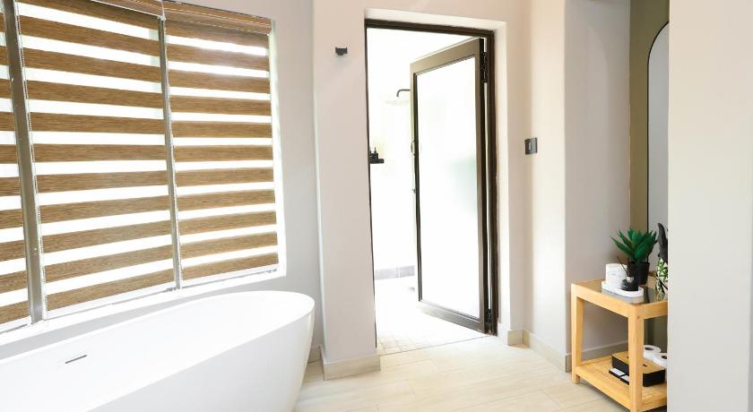 Image of Deluxe Suite 5