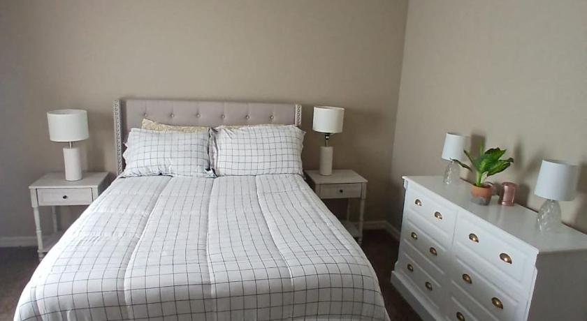 댕크스코너 (FL) Cozy home away from home 3성급 숙소 외관