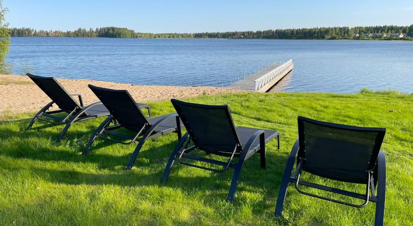 Image of Superior Single Room with Lake View 8