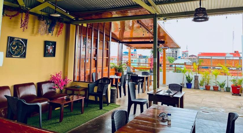 Heliconia's Inn