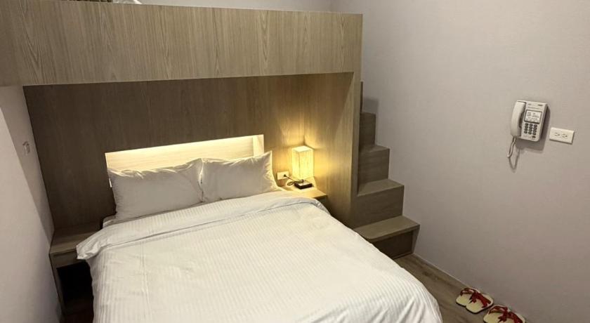 Image of Triple Room with Private Bathroom 0