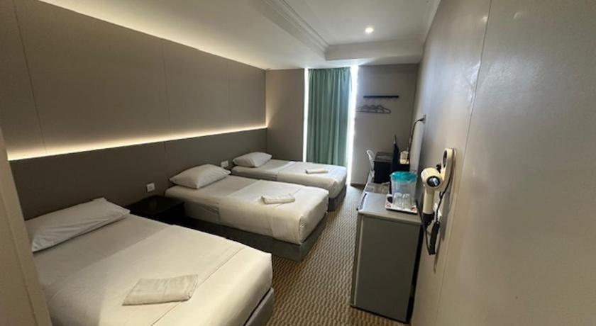 Image of Triple Room 0
