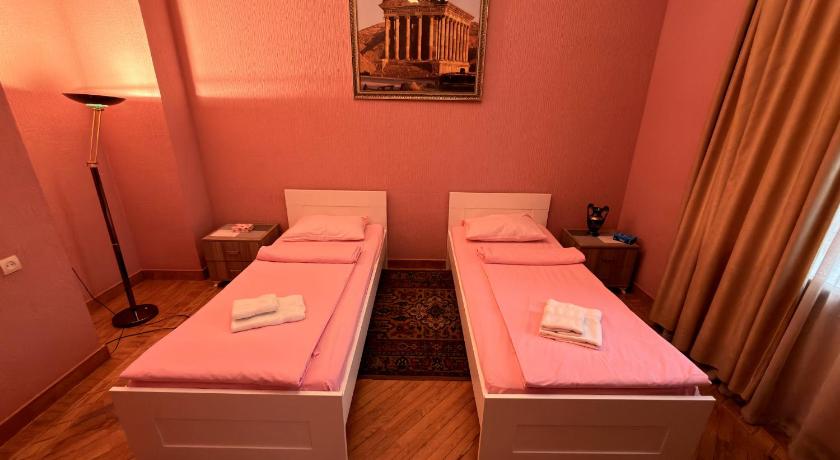 Image of Budget Twin Room 8