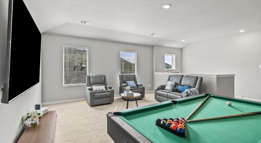 ラベンナ 4Bed Luxury Getaway with Pool Table and Near Lake Lavon 3つ星 宿泊施設 外観