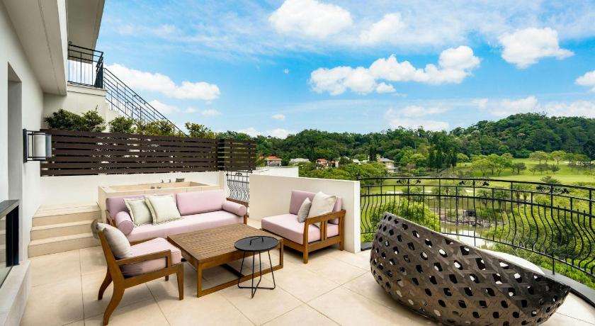 Executive Deluxe King Suite with Mountain Viewの画像 5