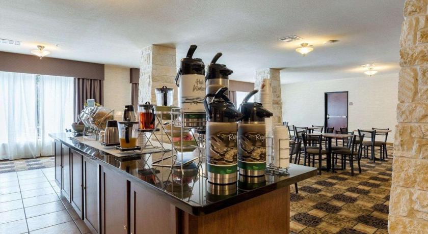 헌츠빌 (TX) Quality Suites Huntsville Near University 2성급 숙소 스위트룸