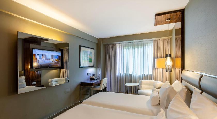 Фото: Deluxe Premier Twin Room 1