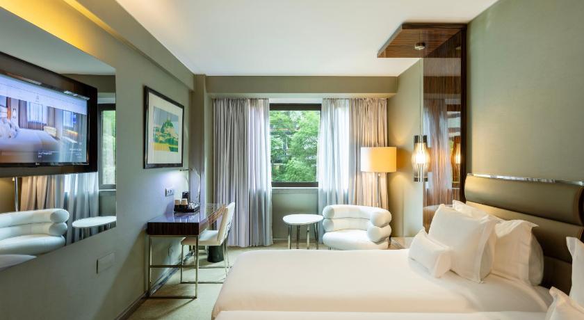 Фото: Deluxe Premier Twin Room 0