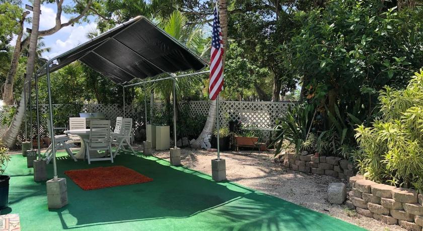 Paradise Found-Key Largo Kampground Divers Welcome