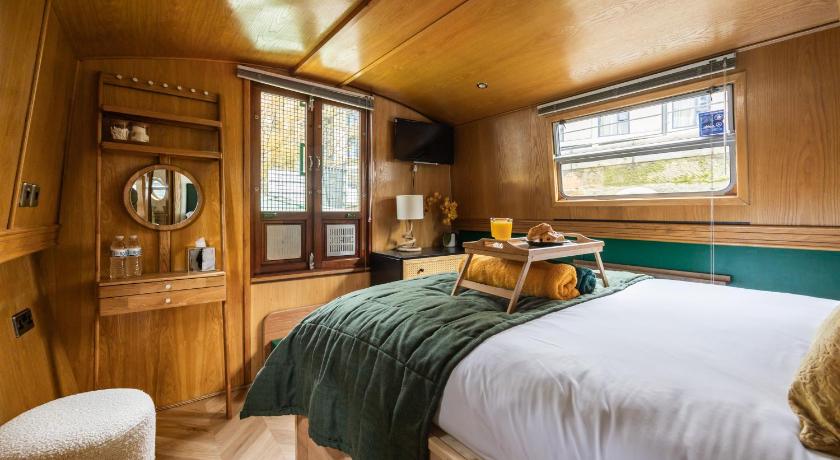 Image of Apartment with Terrace 4