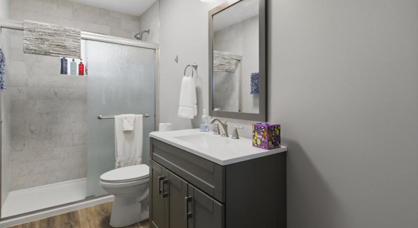 오세이지 비치 (MO) Charming & Cozy Waterfront Cabin at 21mm Near Shorty Pants 4성급 숙소 로비