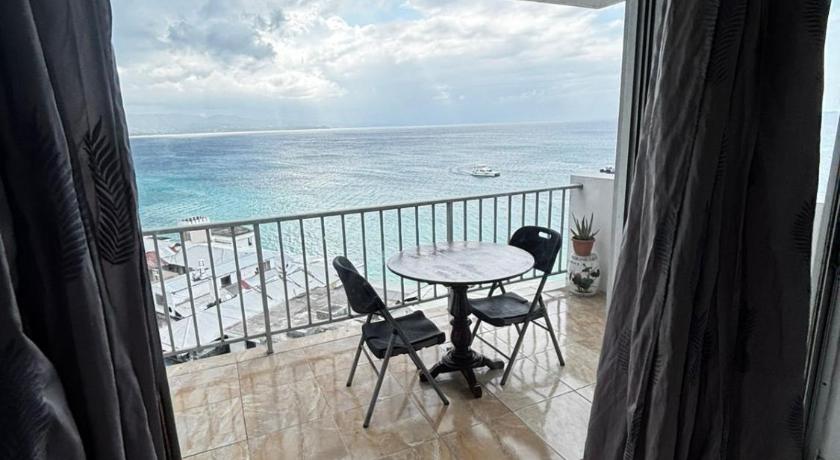 Beach View Studio - Montego Bay Club