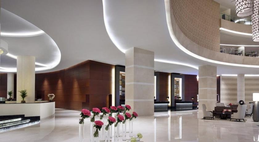 Vida Dubai Marina & Yacht Club - image 4