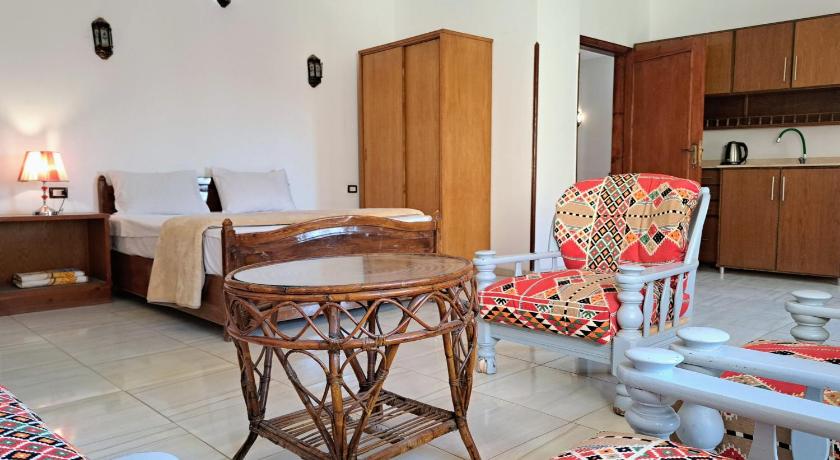 Image of Junior Suite with Garden View 0