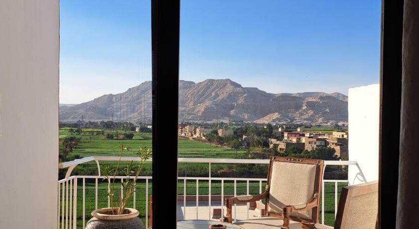 Image of Studio with Mountain View 1