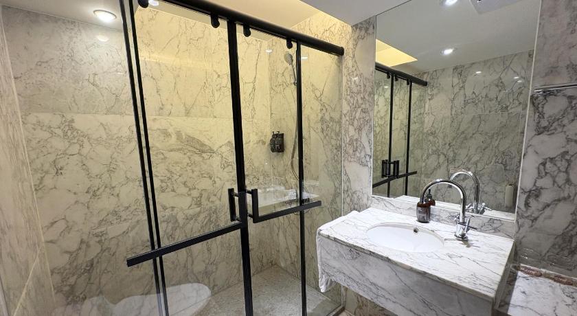 รูปของห้องมาตรฐาน สำหรับ 3 คน (Standard Triple Room) 2