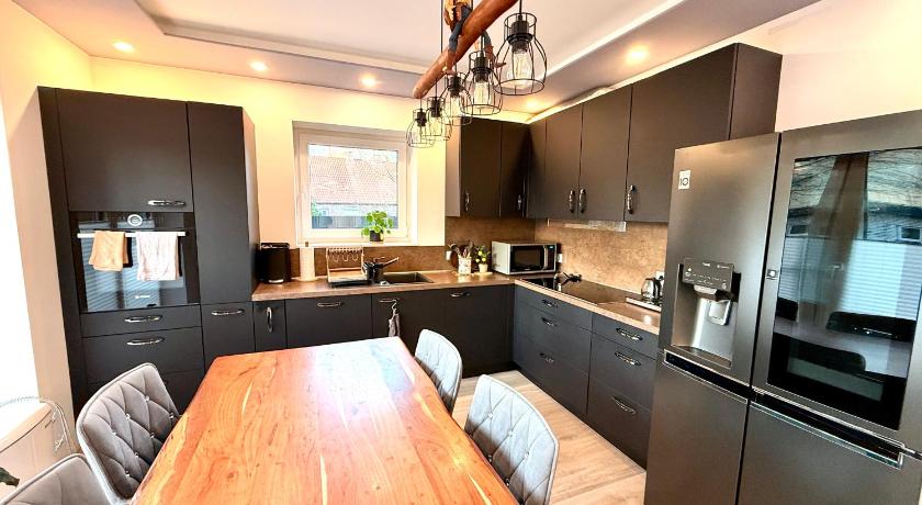 NEU! 95m2 Entspannung pur Stilvolle 3ZKB mit Privatgarten in ruhiger Lage
