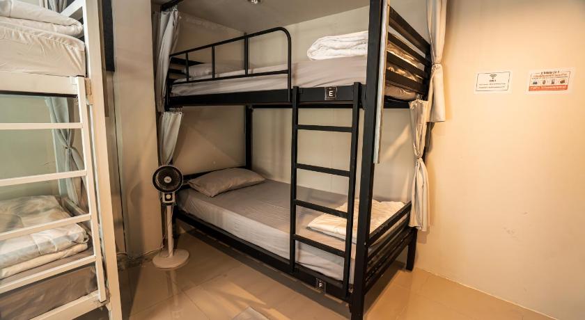 Image of Bunk Bed in Female Dormitory Room 9