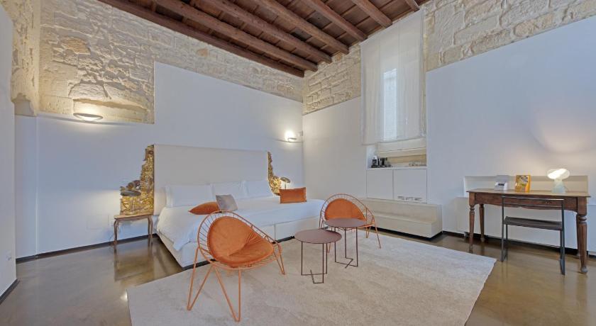 Image of Superior Suite 0