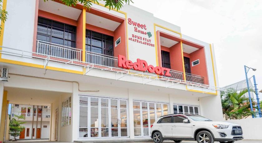 RedDoorz near Universitas Muhammadiyah Purwokerto – Banyumas Regency, WI