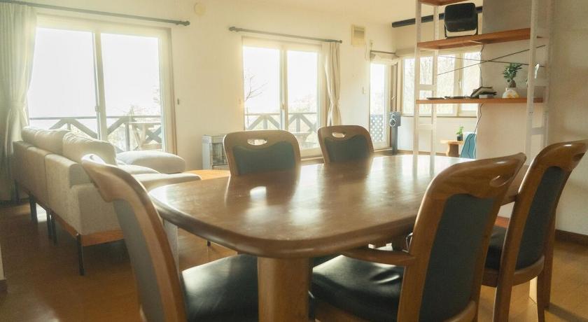 洞爺湖 Ashiriape Lake Toya Log House Bay Sunset theater 宿泊施設 プール