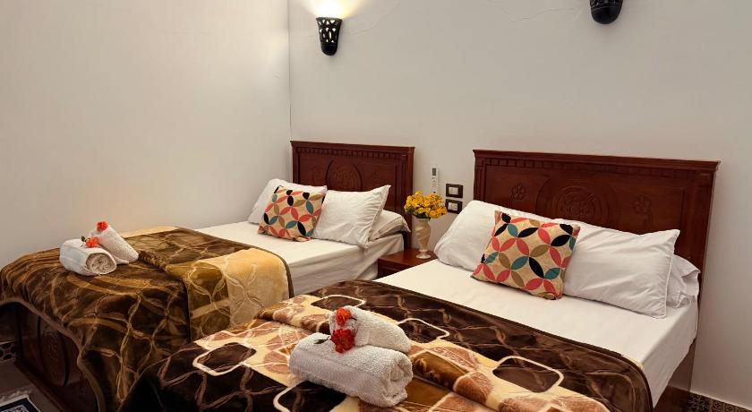 Bab Al Shams Palace - image 14