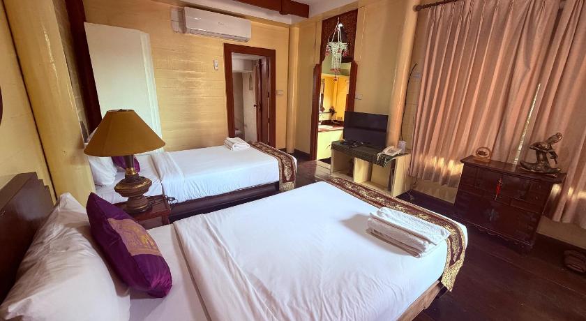 Image of Deluxe Twin Room 7