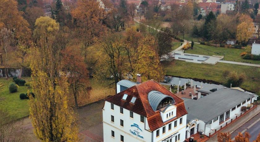Land-Gut-Hotel- Weisser Schwan