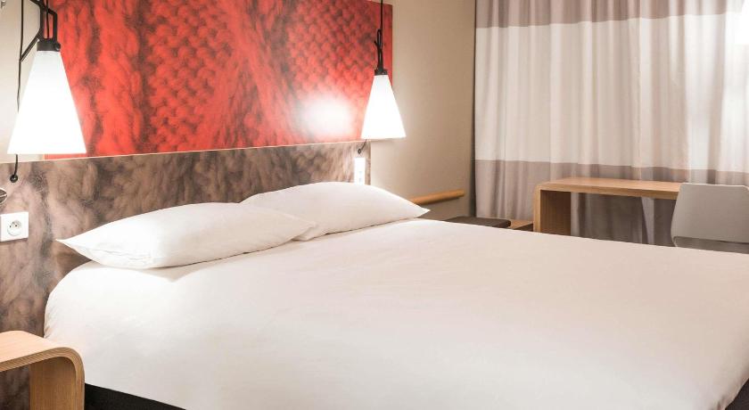 Image of Standard Double Bed 6