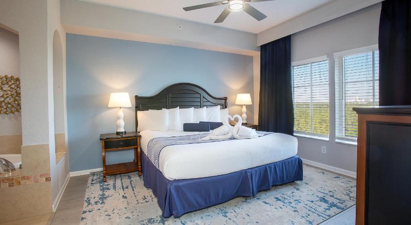 Image of 3-Bedroom Suite 8