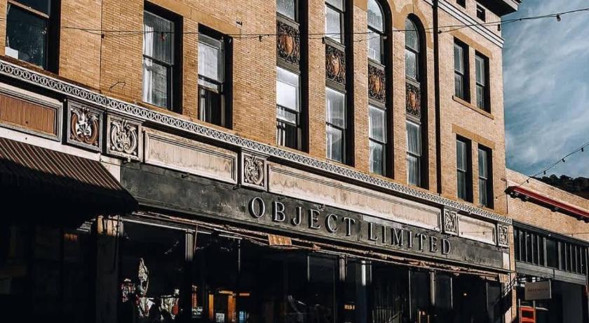 비스비 (AZ) Object Hotel 2BR Room 2A 2성급 숙소 레스토랑