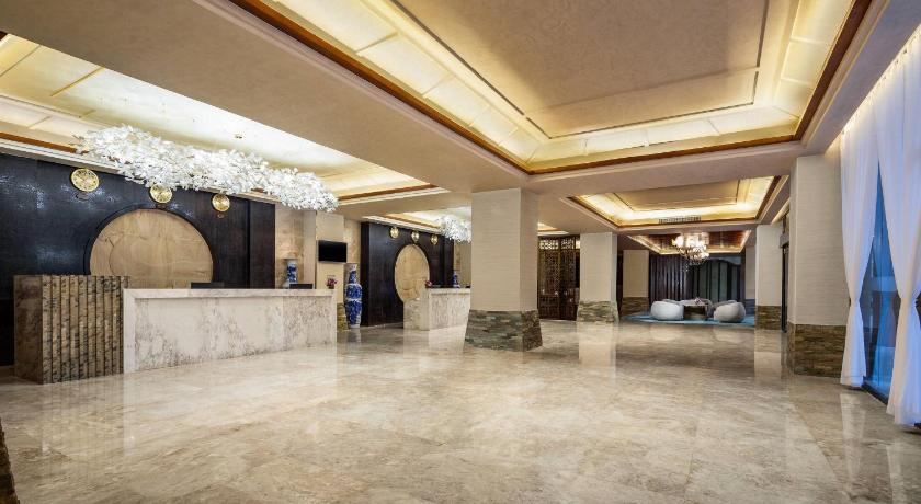 Days Hotel by Wyndham Lijiang Gucheng - image 3