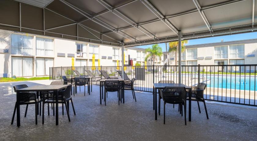 Orlando B&B HOTEL Orlando International Drive near Universal - Newly Renovated! 2-Star Accommodation room