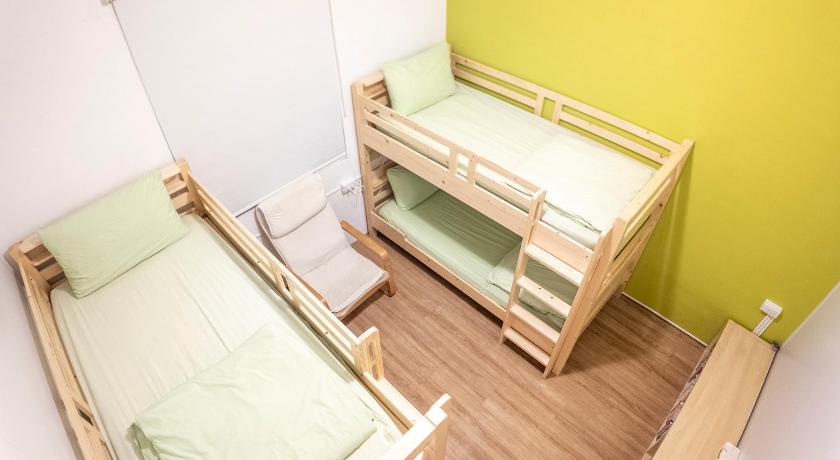 Image of Quadruple Room (Female Only) 3