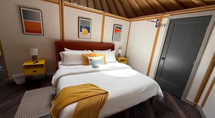 캐년 레이크 (TX) Peaceful Luxury Yurt-Cabin with Private Hot Tub Near Canyon Lake, Texas 3성급 숙소 객실
