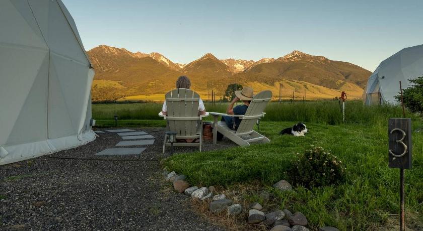 프레이 Montana Luxury Dome Stay with Panoramic Views Near Yellowstone National Park 2성급 숙소 수영장