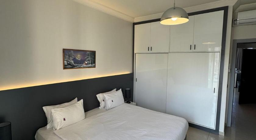 Image of Suite with Sea View 1