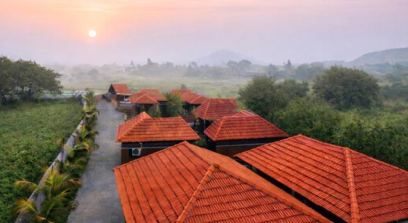 Shwetik Resort