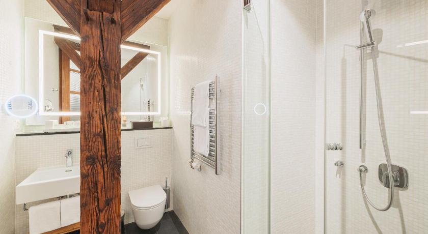 Image of Deluxe Double Room 12