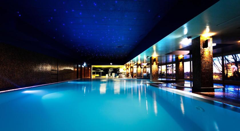 ヴィラ・ド・コンデ Santana Hotel & SPA 4つ星 ホテル ロビー