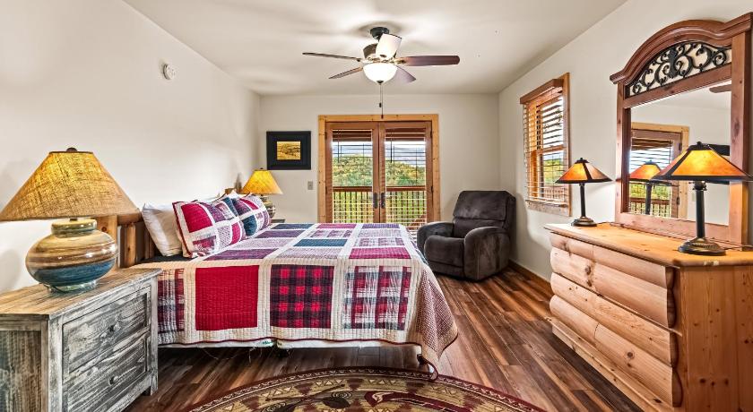 Wears Valley Cabin Views Sleeps 12 Foosball Theater Putt-putt 4-Star Accommodation suite