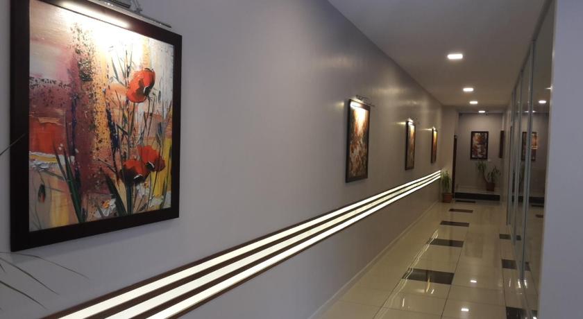 Hotel Almina Park photo