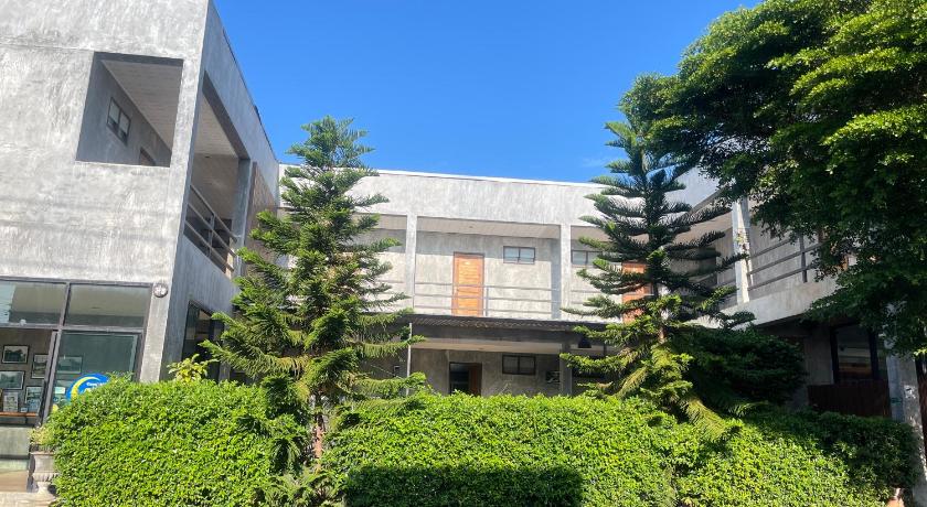 Come Moon Loft Hotel