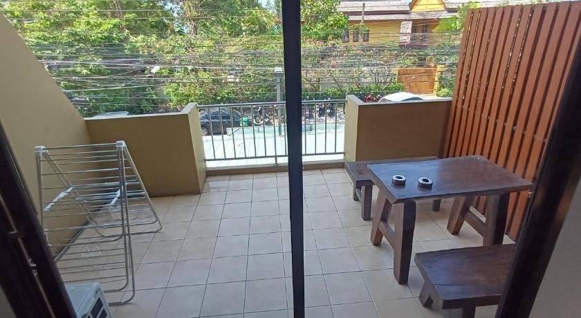 Image of King Room with Balcony 7