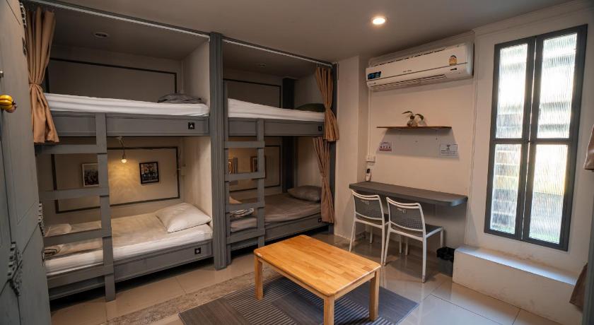 Image of Bunk Bed in Mixed Dormitory Room 4