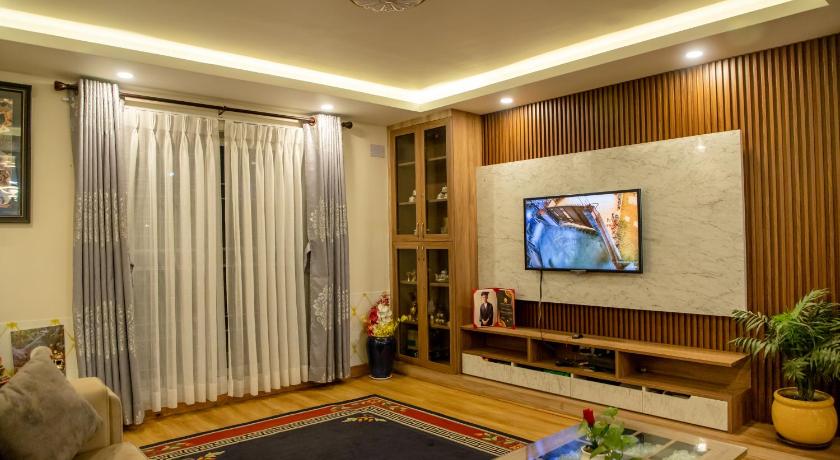 Zen space — Kathmandu (2)