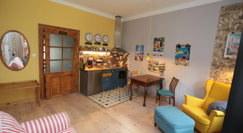 รูปของอพาร์ตเมนต์ 1 ห้องนอน (One-Bedroom Apartment) 1