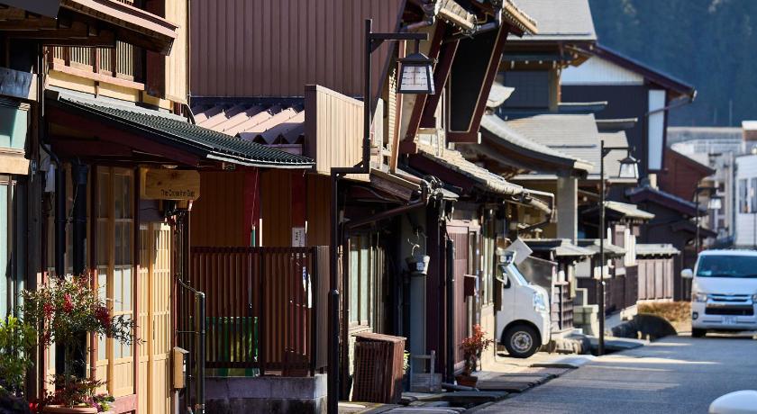 郡上 The Cross Inn Gujo 宿泊施設 ロビー