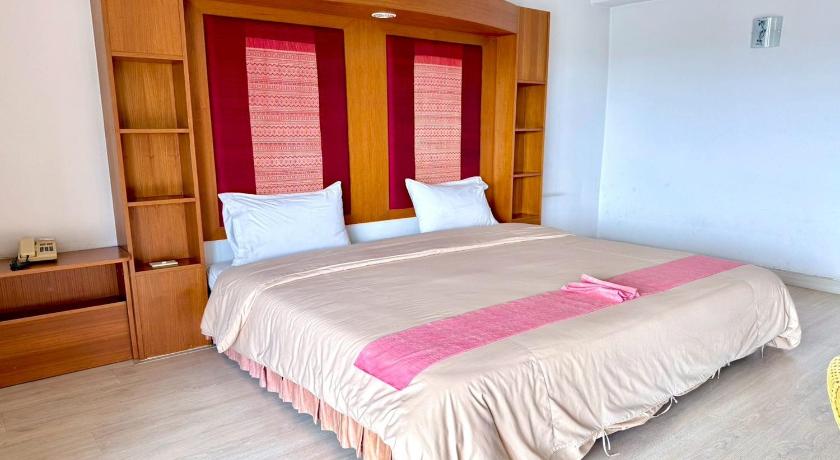 Image of Junior Suite Room 9